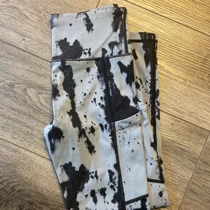 Zyia Slate Oxidation Pocket Soft n Snug capris size 0